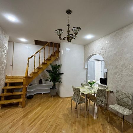 Tamuna Apartment Tbilisi ภายนอก รูปภาพ