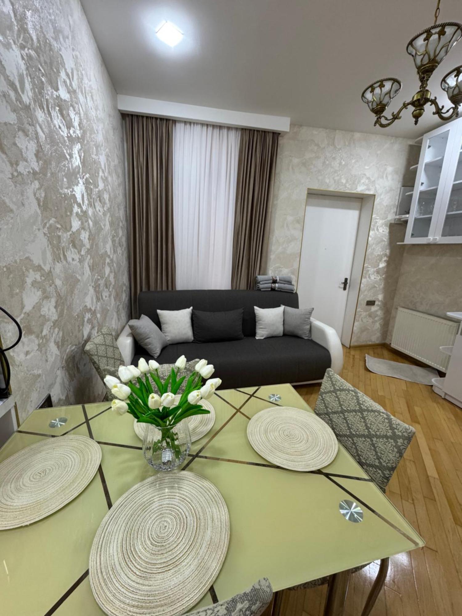Tamuna Apartment Tbilisi ภายนอก รูปภาพ